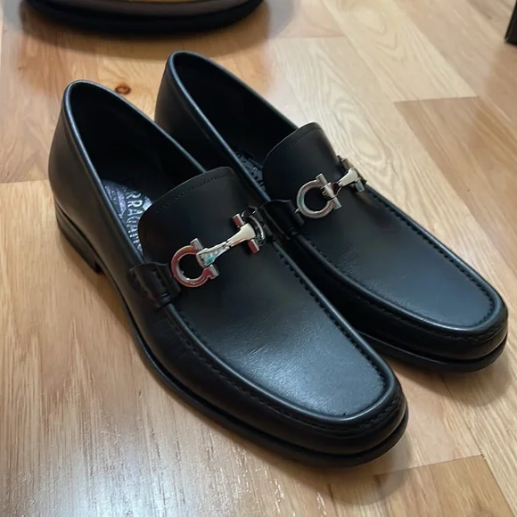 ferragamo reversible ferragamo chris loafer